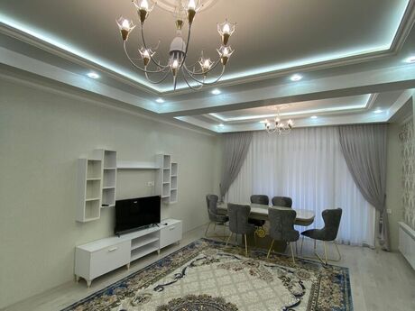 Kirayə 3 otaqlı mənzil, 165 m², Şah İsmayıl Xətai: 1 900 ₼/ay 2