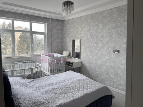 3 otaqlı köhnə tikili - Azadlıq Prospekti m. - 75 m²