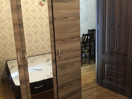 Satlr 2 otaql yeni tikili 38 m, Neftilr m.
