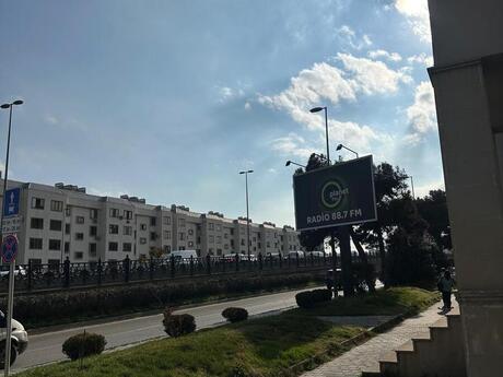 2 otaqlı köhnə tikili - Azadlıq Prospekti m. - 66 m²