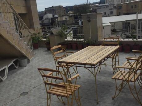 Объявление №6007692 - Баку, м. Ичеришехер, 3-комн., 150 м², 3/4 этаж