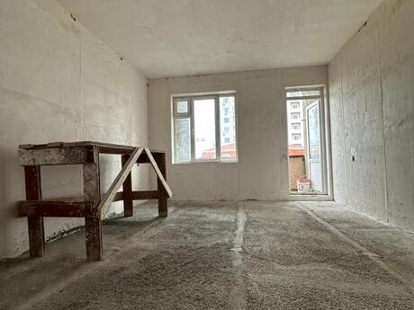 4 otaqlı köhnə tikili - Nizami r. - 120 m²