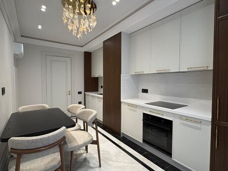 4 otaqlı yeni tikili - Nəriman Nərimanov m. - 165 m²