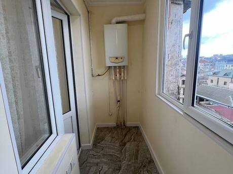 3 otaqlı köhnə tikili - Biləcəri q. - 65 m²