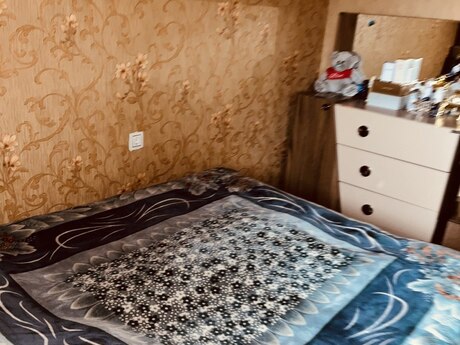 2 otaqlı köhnə tikili - Yeni Günəşli q. - 55 m²