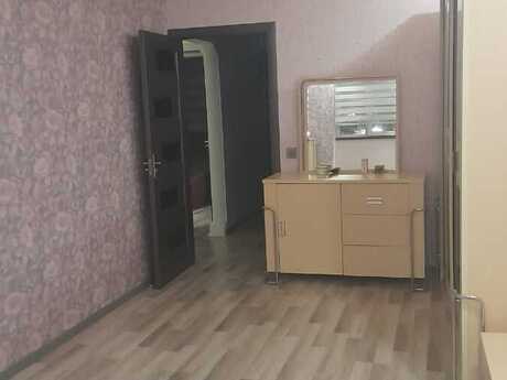 4 otaqlı köhnə tikili - Yeni Günəşli q. - 100 m²