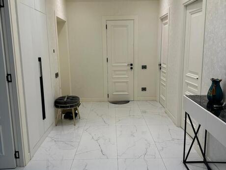 4 otaqlı yeni tikili - Ağ şəhər q. - 134 m²