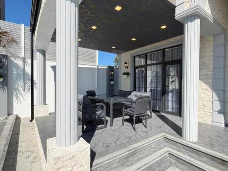 5 otaqlı həyət evi/bağ evi - Mərdəkan q. - 240 m²