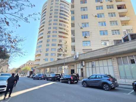 3 otaqlı yeni tikili - Elmlər Akademiyası m. - 134 m²