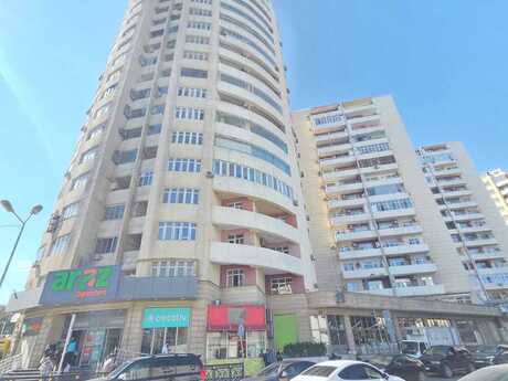 Объявление №6007866 - Баку, м. Элмляр Академиясы, 3-комн., 134 м², 4/15 этаж