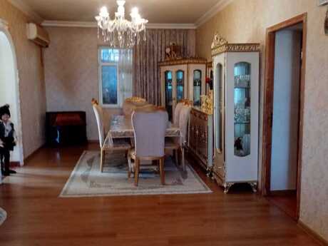 3-комн. дом/дача - пос. Баилова - 280 м²