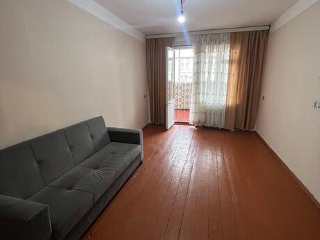 Объявление №6007966 - Баку, пос. Бакиханова, 3-комн., 55 м², 2/5 этаж