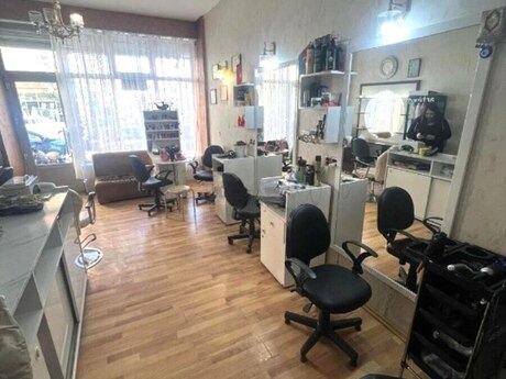 Obyekt - İnşaatçılar m. - 50 m²