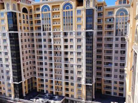 8-комнатная квартира, 376 м², Triumph Palace: 1 128 000 ₼ 2