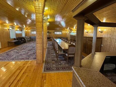 7 otaqlı həyət evi/bağ evi - Əhmədli m. - 500 m²