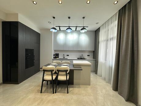 Kirayə 3 otaqlı mənzil, 105 m², 28 May: 1 800 ₼/ay 5
