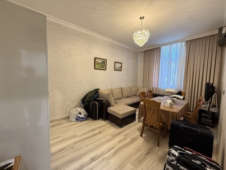 2 otaqlı köhnə tikili - Nizami m. - 60 m²