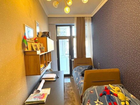 4 otaqlı yeni tikili - Gənclik m. - 120 m²