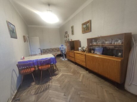 2 otaqlı köhnə tikili - İçəri Şəhər m. - 60 m²