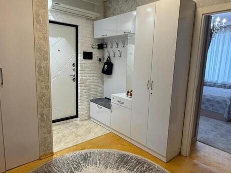 3 otaqlı köhnə tikili - Əhmədli m. - 80 m²