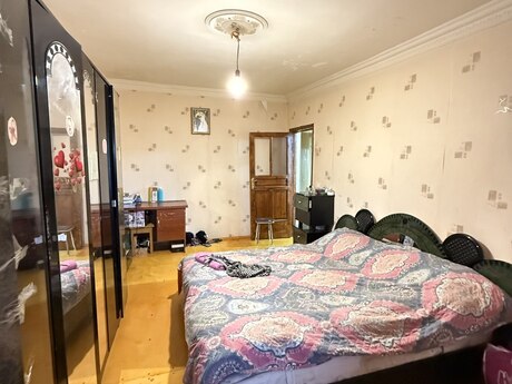3 otaqlı köhnə tikili - Xətai r. - 100 m²