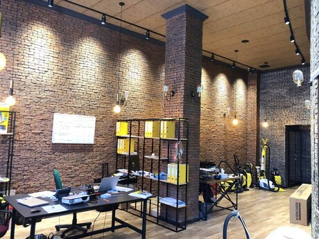 3-комн. офис - м. Элмляр Академиясы - 110 м²