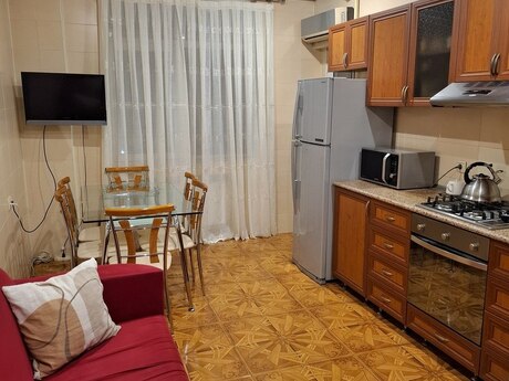 4 otaqlı yeni tikili - Həzi Aslanov m. - 180 m²
