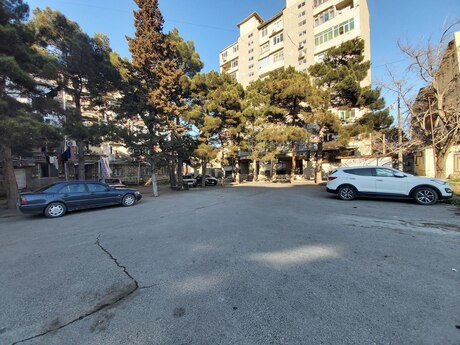 Satlr 3 otaql khn tikili 75 m, Qara Qarayev m.