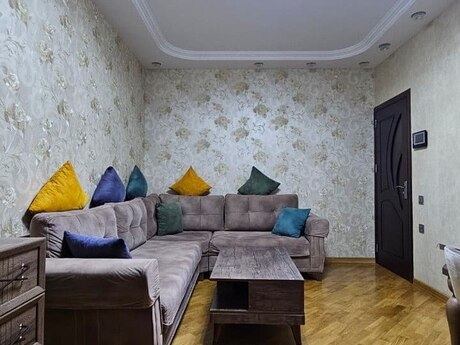 3 otaqlı köhnə tikili - Həzi Aslanov m. - 90 m²