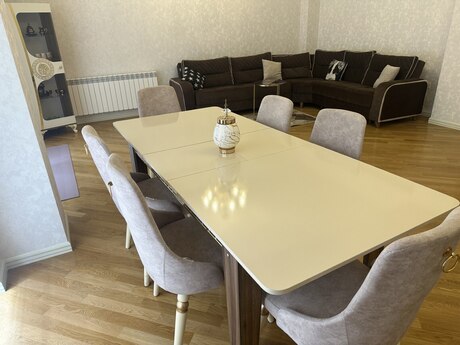 Аренда: 3-комнатная квартира, 150 м², Ağ şəhər: 1 600 ₼/мес 3