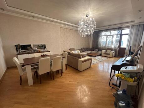 4 otaqlı mənzil, 231 m², Yasamal: 680 000 ₼ 4
