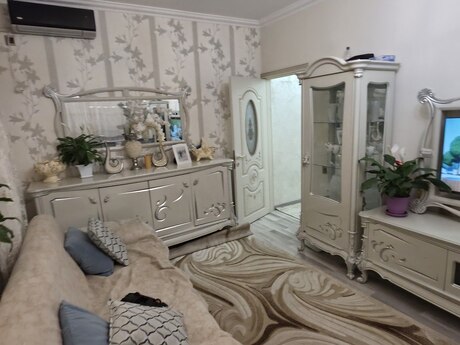 Satlr 2 otaql khn tikili 51 m, Khn Gnli q.