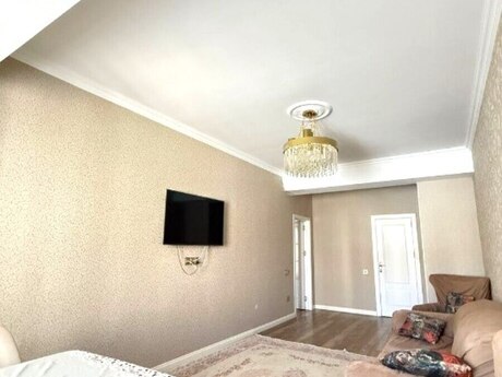 4 otaqlı yeni tikili - 28 May m. - 165 m²