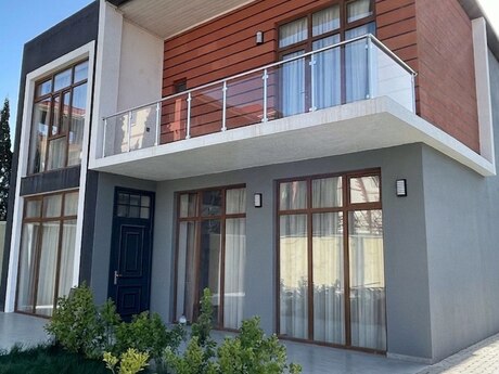 Satılır 4 otaqlı həyət evi/bağ evi 200 m², Buzovna q.