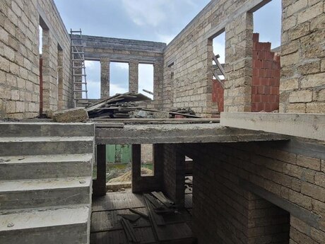 7-комн. дом/дача - пос. Зире - 320 м²