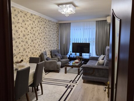 Satılır 3 otaqlı yeni tikili 110.6 m², Bakıxanov q.