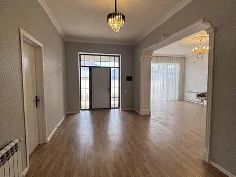 3 otaqlı həyət evi/bağ evi - Novxanı q. - 125 m²