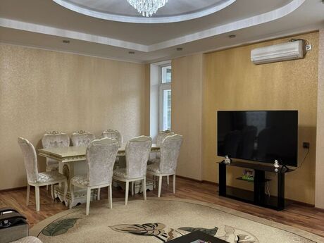 Объявление №6009267 - Баку, м. 8 ноября, 3-комн., 137 м², 2/16 этаж