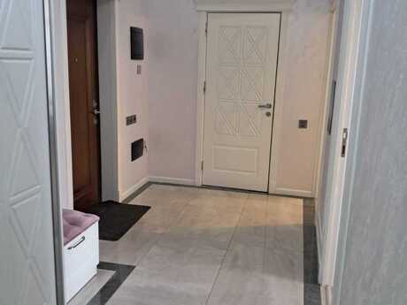 Elan №6009284 - Bakı, İnşaatçılar m., 2 otaqlı, 85 m², 7/18 mərtəbə