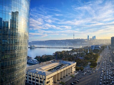 4 otaqlı yeni tikili - Nəsimi r. - 242 m²