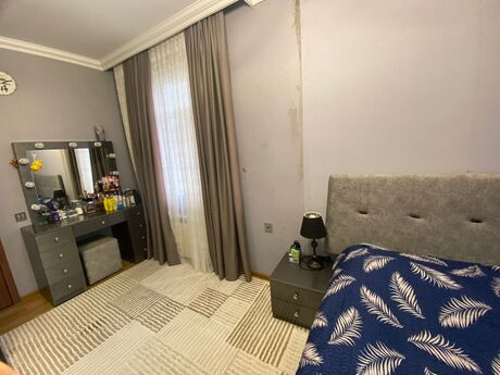 3 otaqlı köhnə tikili - Memar Əcəmi m. - 60 m²