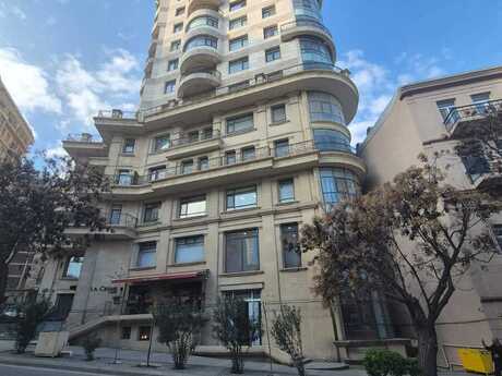 Объявление №6009530 - Баку, м. Ичеришехер, 8-комн., 320 м²