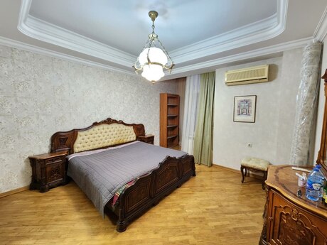 4 otaqlı yeni tikili - 28 May m. - 185 m²