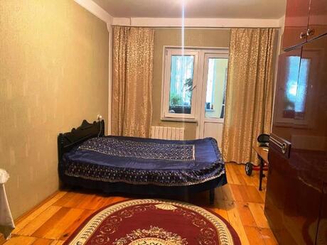 3 otaqlı köhnə tikili - Əhmədli q. - 80 m²