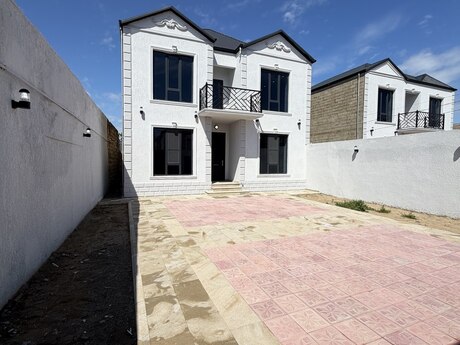 5 otaqlı həyət evi/bağ evi - Binə q. - 200 m²