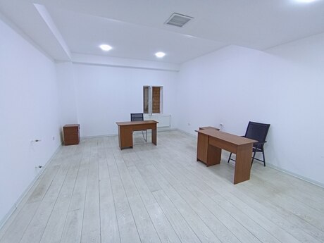 1-комн. офис - Наримановский  р. - 35 м²