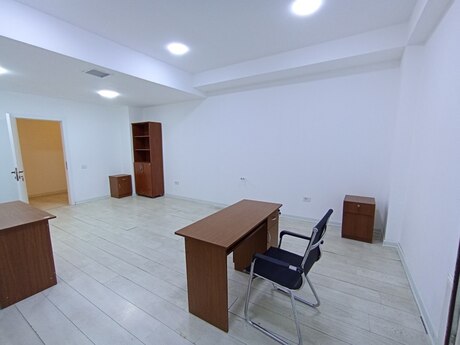 1-комн. офис - Наримановский  р. - 35 м²
