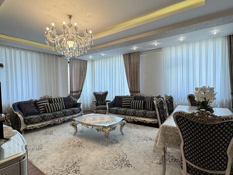 4 otaqlı yeni tikili - Nəsimi r. - 172 m²