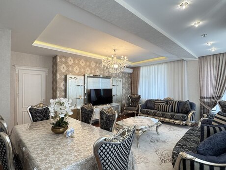 4 otaqlı yeni tikili - Nəsimi r. - 172 m²