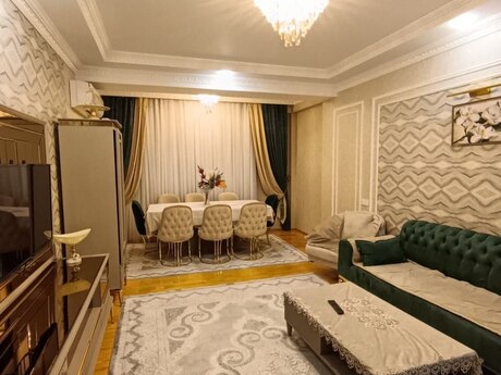 4 otaqlı yeni tikili - Azadlıq Prospekti m. - 133 m²